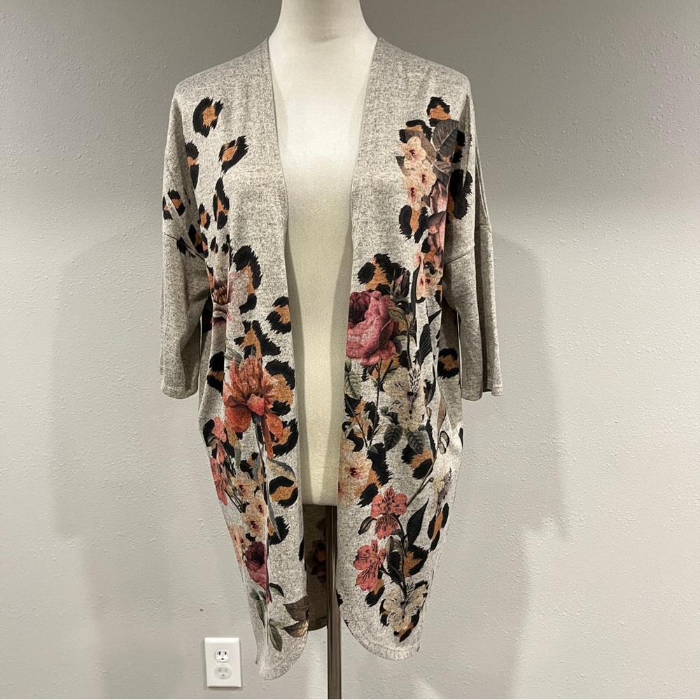 Live in the moment animal print Floral Open-Front‎ Cardigan Sweater